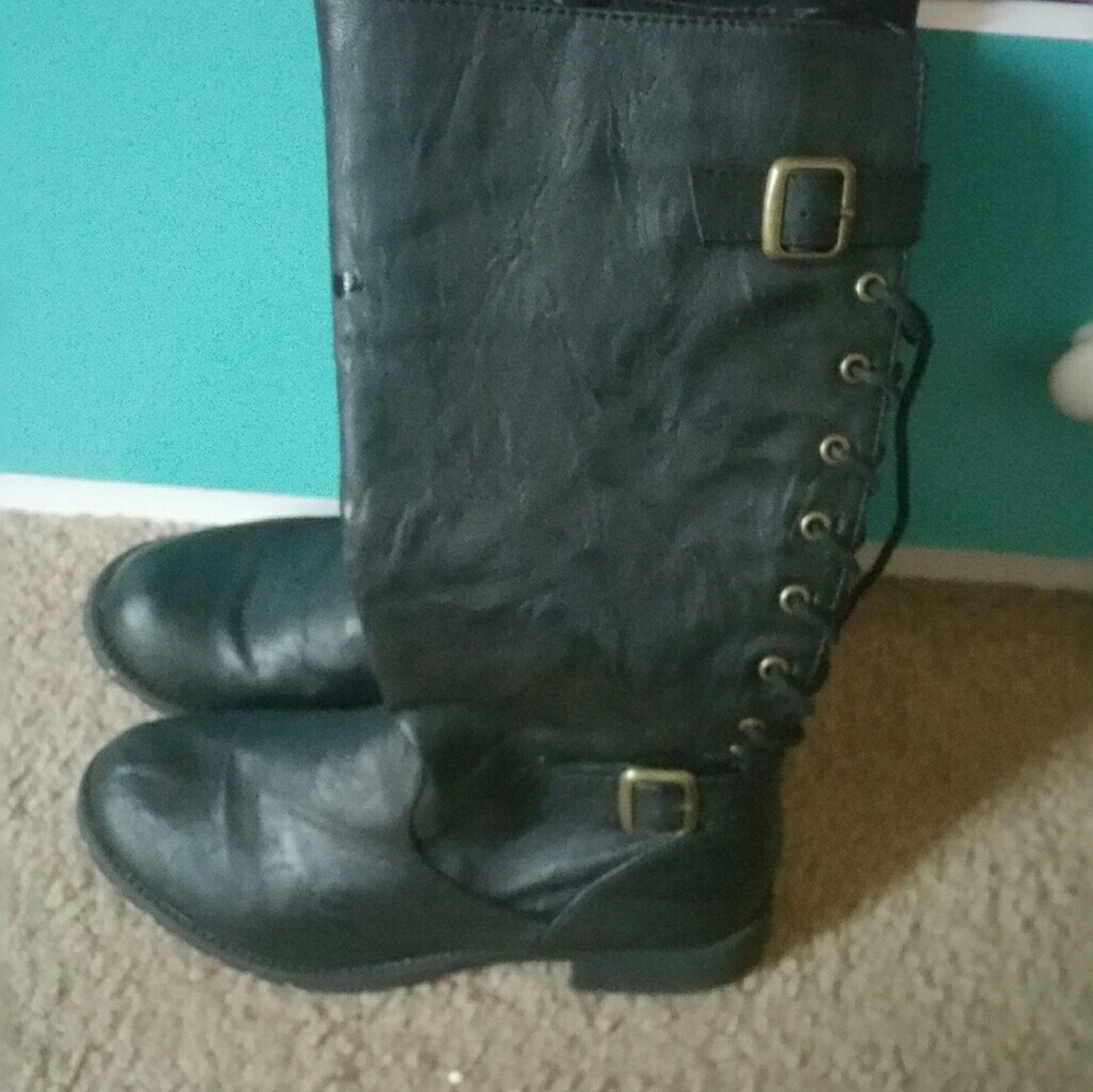 Girl real leather boots.